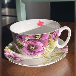 GRACE’S TEAWARE 💜☕️🫖💐Set Wide Cup & Matching Saucer Plate